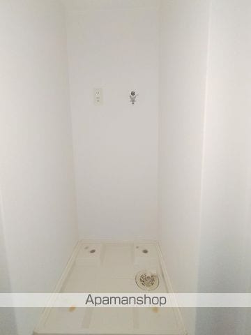 フロンティアタワー九条Iの内装写真