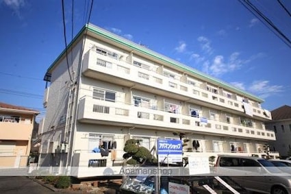 グリーンハイツ[1R/17.75m2]の外観1