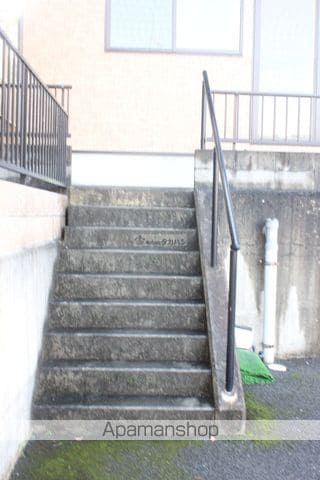 シティハイツ金山の玄関写真