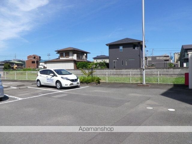 和歌山県和歌山市榎原[2LDK/57.75m2]の駐車場3