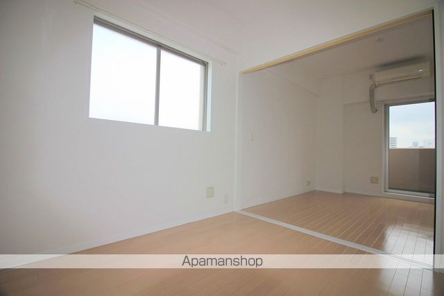 フロンティアタワー九条Iの内装写真