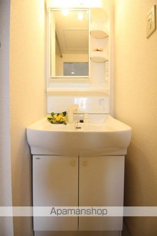 クレエル大通の内装写真