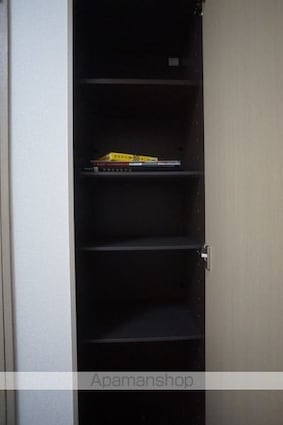 グランヴァン四谷三丁目[1K/19.03m2]の収納