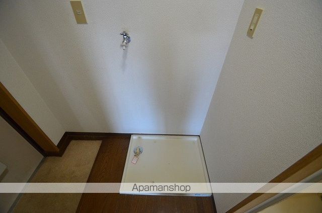 ロイヤルメゾン下荒田の内装写真