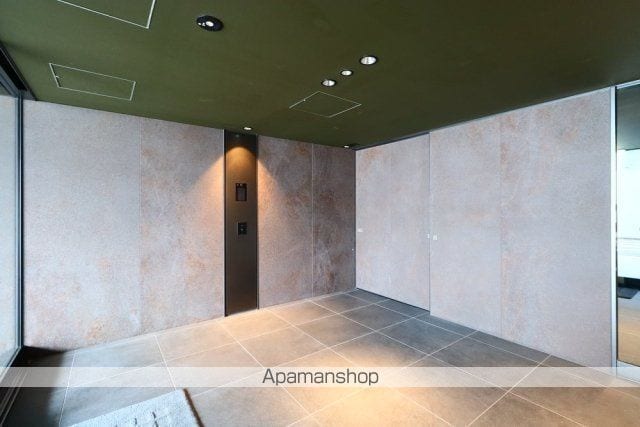 クレヴィア用賀の玄関写真