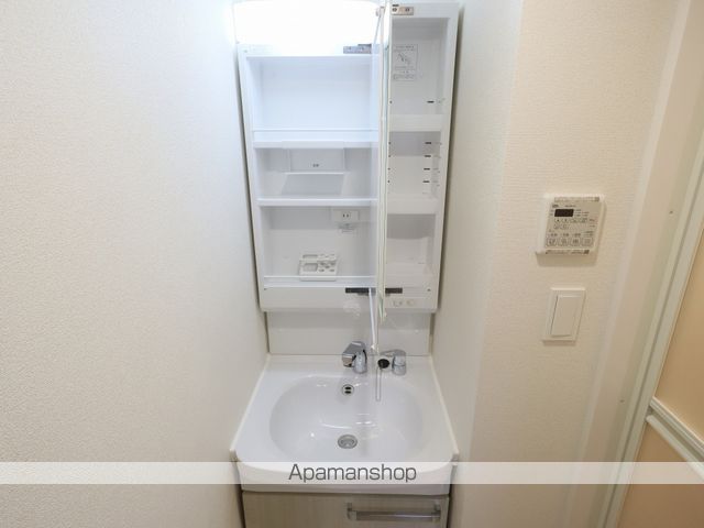 MAXIV東別院の内装写真