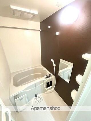 フジパレス新中通Ⅲ番館[1LDK/34.72m2]のバス