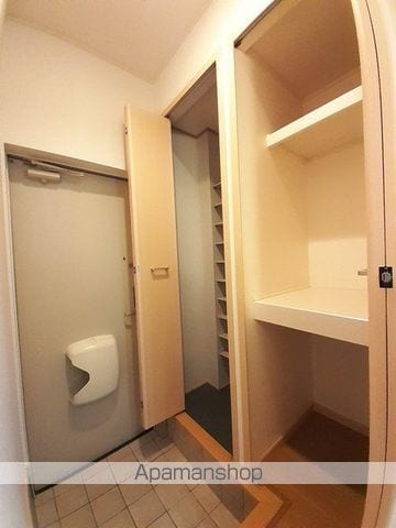 ライラックの内装写真