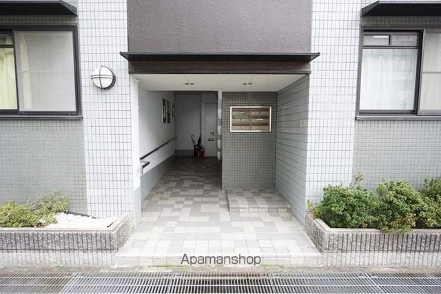 エムワイハイツの玄関写真