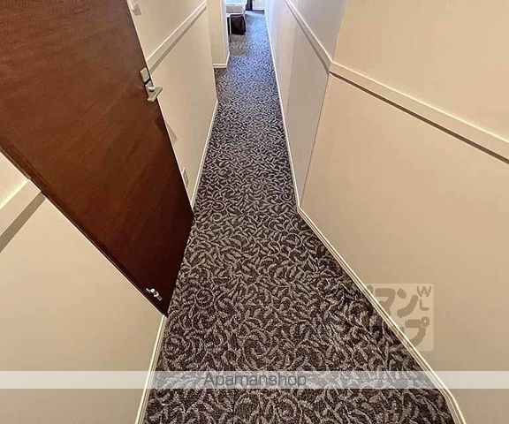 バウハウス富小路三条の内装写真