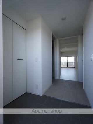 愛知県名古屋市西区菊井２丁目[2LDK/70.84m2]の玄関