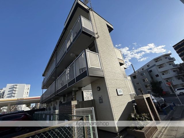 レオパレスラ フェニックスの外観写真