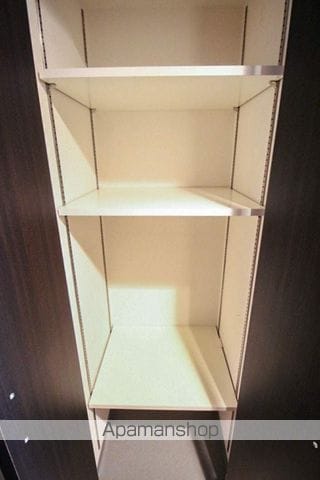 カスタリア新梅田の内装写真