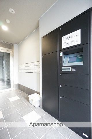 リバブル本通の玄関写真