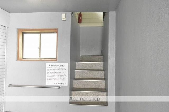 森住販美園マンションの玄関写真
