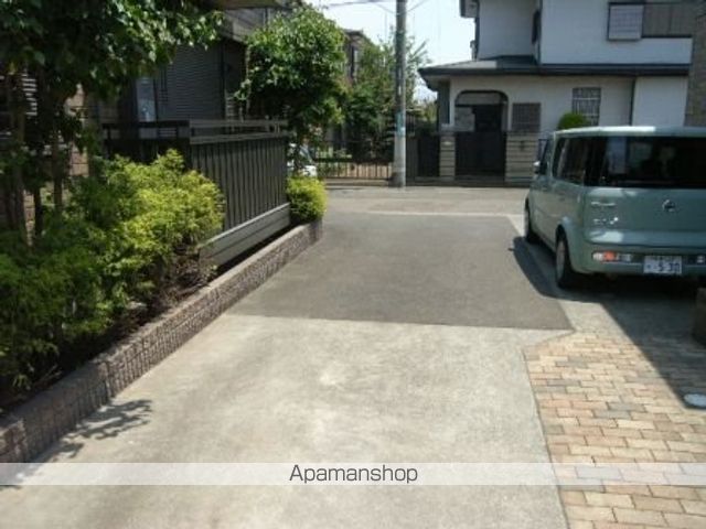 【小平市小川町のアパートの写真】