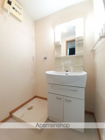 バイオレットの内装写真