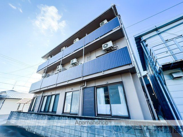 岩田マンションの外観写真