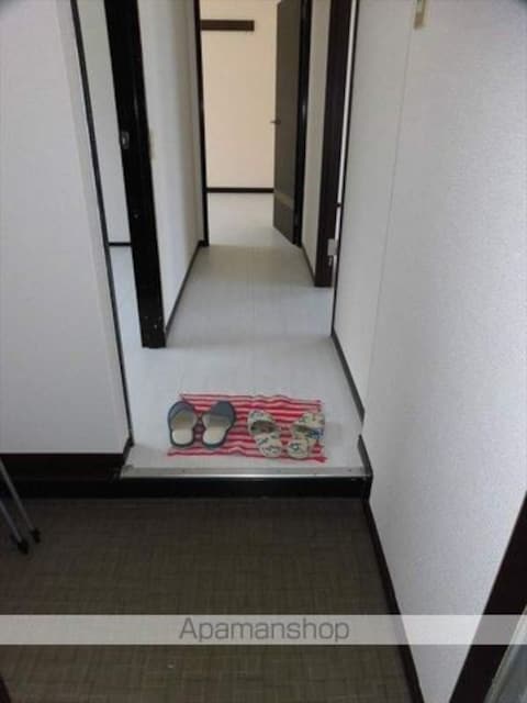 和歌山県和歌山市市小路[2LDK/51m2]の玄関