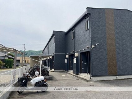 レオパレスエスターテベント[1K/28.15m2]の外観2