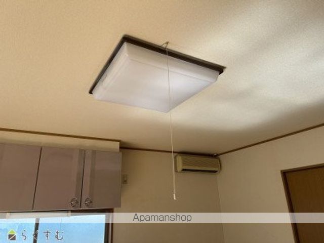レモンバームの内装写真