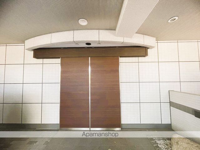 グランベル平和公園の玄関写真