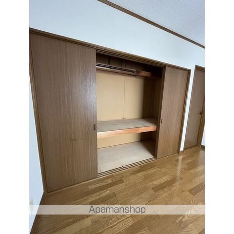 ファミーリエFの内装写真