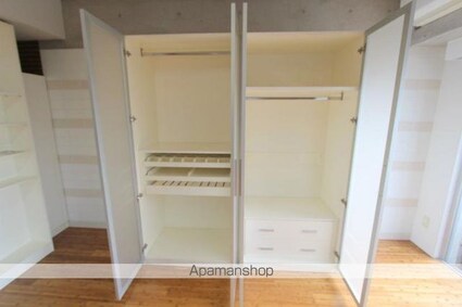 コリドールベイ[1K/36.3m2]の収納