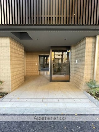 ワンルーフレジデンス板橋大山[2LDK/55.62m2]のエントランス1