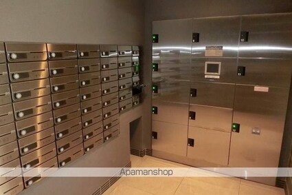 Ｌａ　Ｄｏｕｃｅｕｒ秋葉原[2LDK/50.21m2]の共用部1