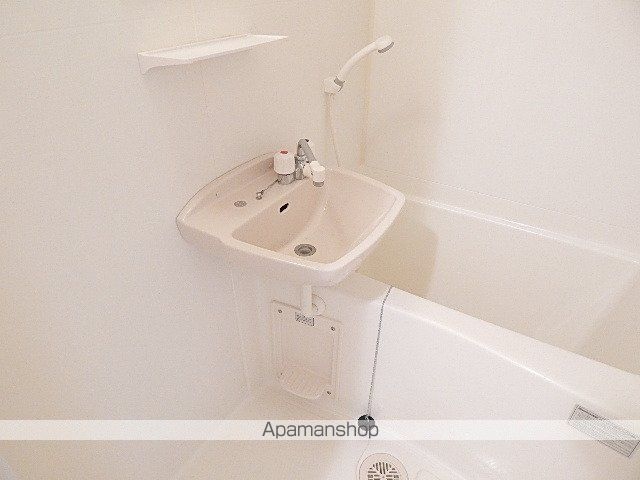 東京都立川市錦町１丁目[1K/22.95m2]のバス