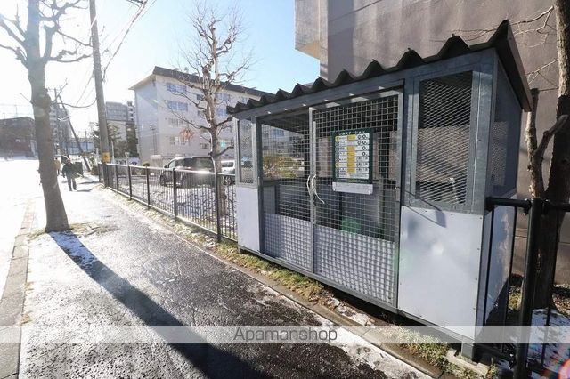 札幌西月寒団地5号棟の外観写真