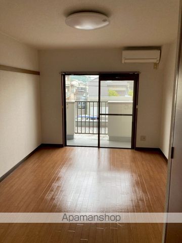 エメローズ穂垣の内装写真