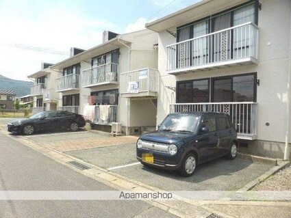 サンロード小山　Ａ[3K/52.07m2]の駐車場