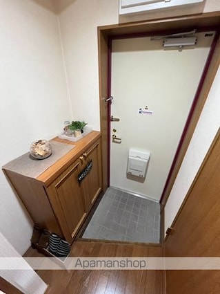 マンションＲＥＦＩＮＡＤＯ[3LDK/64.92m2]の玄関