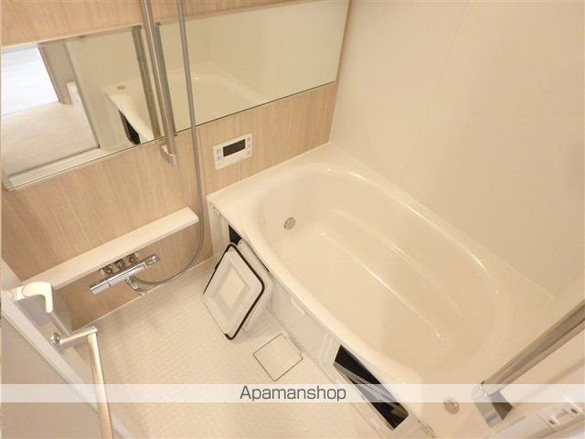 シーズンフラッツ青葉通一番町の内装写真