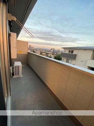 ユニヴェール　Ｂ棟[1LDK/37.68m2]のバルコニー