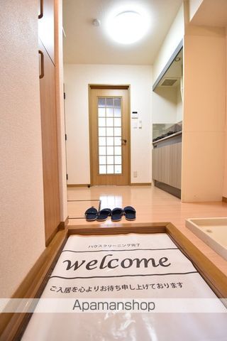ゼロワン IIIの内装写真