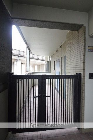 メゾンドベールの玄関写真
