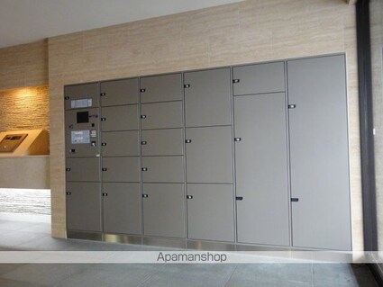 フェニックス新横濱クアトロ[2DK/44.16m2]のロビー1