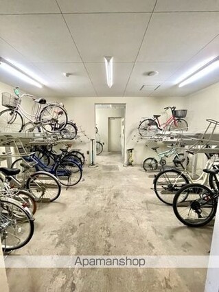 レジディア新宿御苑[1K/21.18m2]の外観5