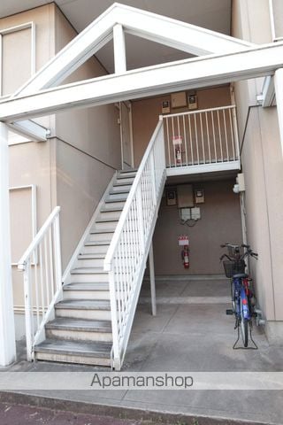 ガーデンハイムの玄関写真