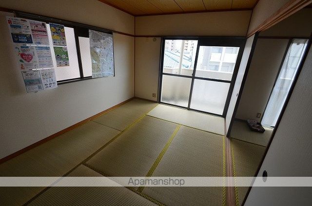 エクセル川元の内装写真