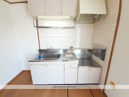 メゾン中村[2LDK/56.51m2]のキッチン