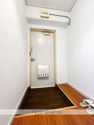 岡山県倉敷市西中新田[1LDK/48.76m2]の玄関