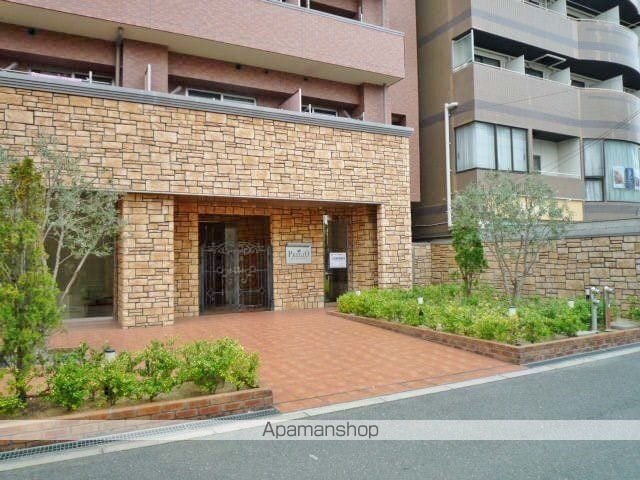 プレジオ都島の玄関写真