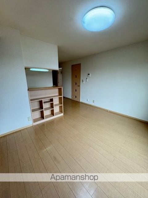アムール和[2LDK/56.72m2]のリビング・居間
