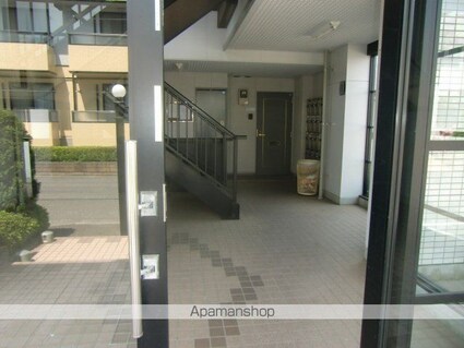 茨城県牛久市ひたち野西４丁目[2LDK/55.71m2]のエントランス2