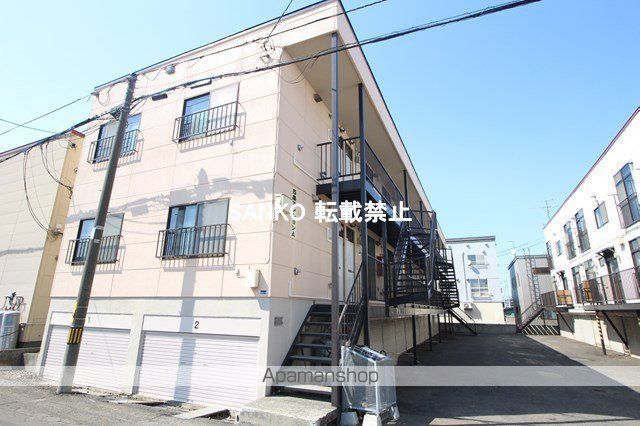 5条マンションA棟の外観写真
