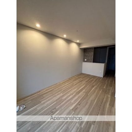 Ｔｈａｍｅｓ　ｇａｒｄｅｎ　ｐｌａｃｅ[1LDK/36.8m2]のリビング・居間2